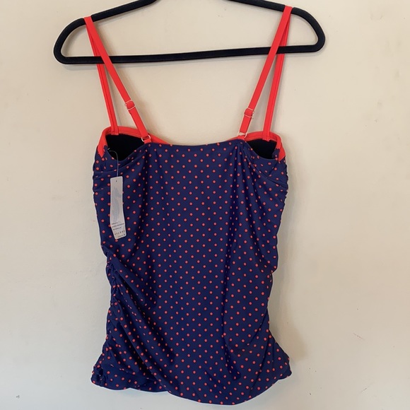 Charm Leaks tankini top. Size M - Picture 3 of 5